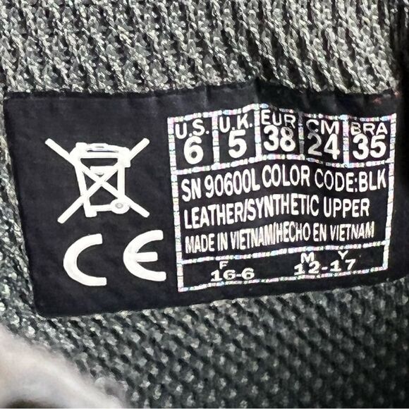 Boys SKECHERS Energy Lights Black Lace Up Sneakers / Size 6 - Picture 11 of 11